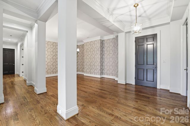 168 Cherokee Road, Charlotte, NC 28207