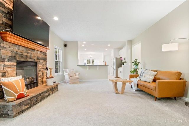 11164 Loveland Trace Court, Symmes Twp, OH 45140