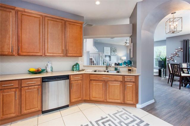 5106 6TH WAY N, St Petersburg, FL 33703