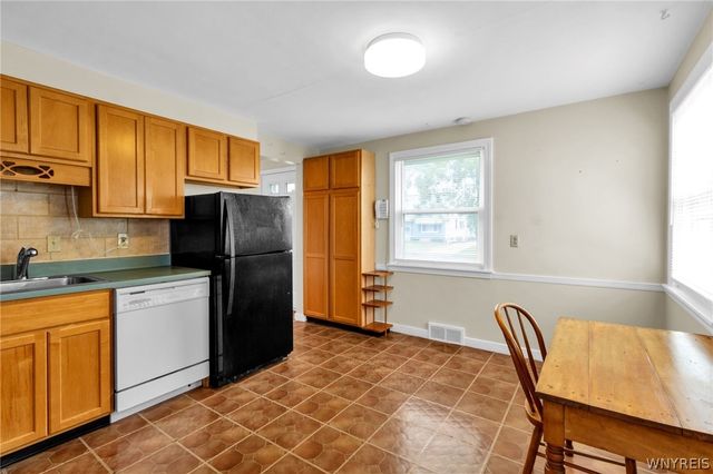 55 Fries Road, Tonawanda, NY 14150