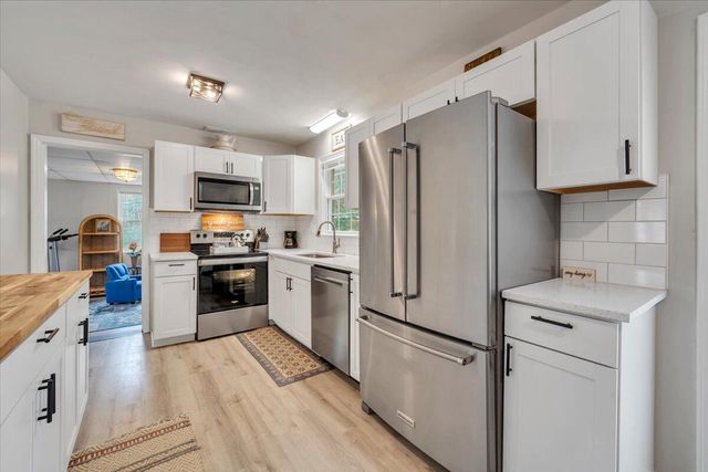 3988 Welcome Valley RD, Roanoke, VA 24014