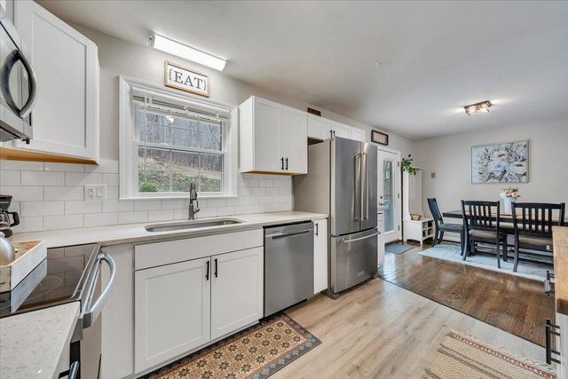 3988 Welcome Valley RD, Roanoke, VA 24014