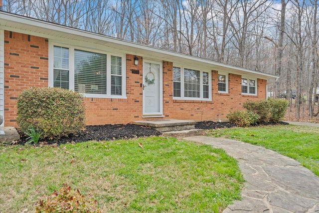 3988 Welcome Valley RD, Roanoke, VA 24014