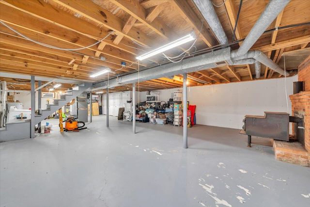 3988 Welcome Valley RD, Roanoke, VA 24014