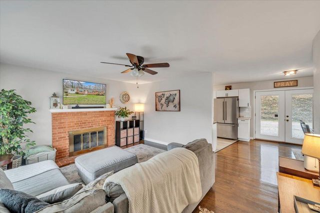 3988 Welcome Valley RD, Roanoke, VA 24014