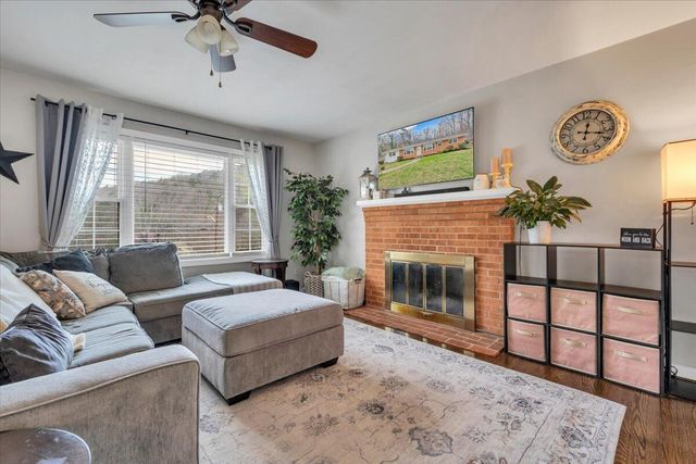 3988 Welcome Valley RD, Roanoke, VA 24014