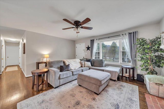 3988 Welcome Valley RD, Roanoke, VA 24014