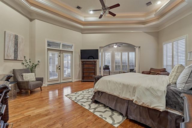 18823 Quiet Water Way, Montgomery, TX 77356