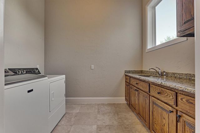 18823 Quiet Water Way, Montgomery, TX 77356