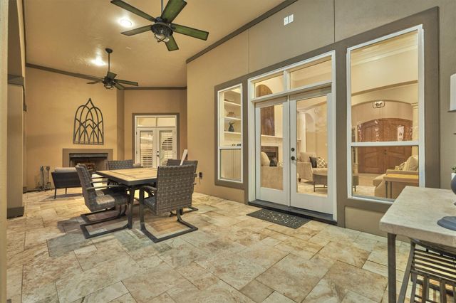 18823 Quiet Water Way, Montgomery, TX 77356