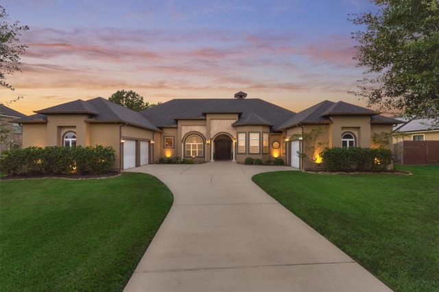 18823 Quiet Water Way, Montgomery, TX 77356