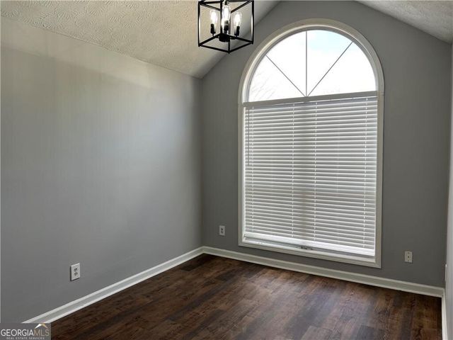 2140 Racquet Club Circle, Lawrenceville, GA 30043