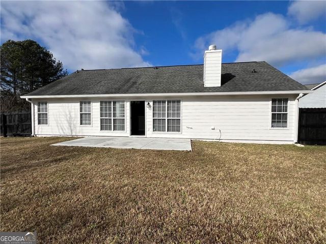 2140 Racquet Club Circle, Lawrenceville, GA 30043