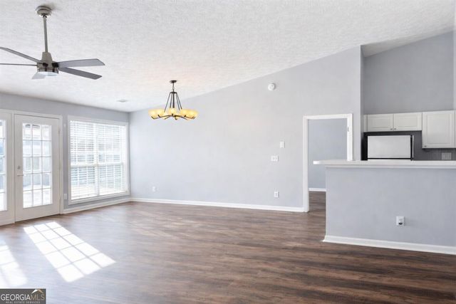 2140 Racquet Club Circle, Lawrenceville, GA 30043