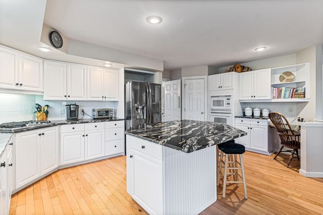 7 Cedar Court, Essex, VT 05452