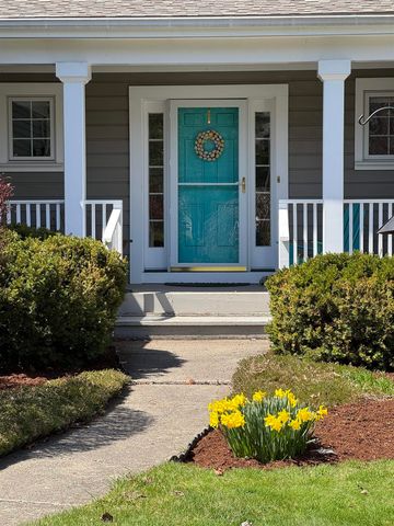 7 Cedar Court, Essex, VT 05452