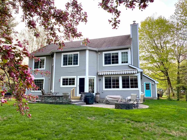 7 Cedar Court, Essex, VT 05452