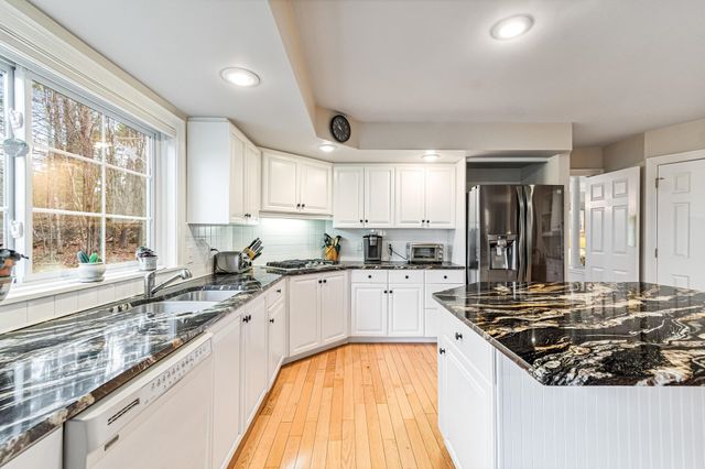 7 Cedar Court, Essex, VT 05452