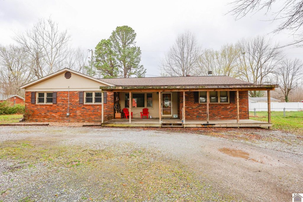 521 Pugh Road, Paducah, KY 42003