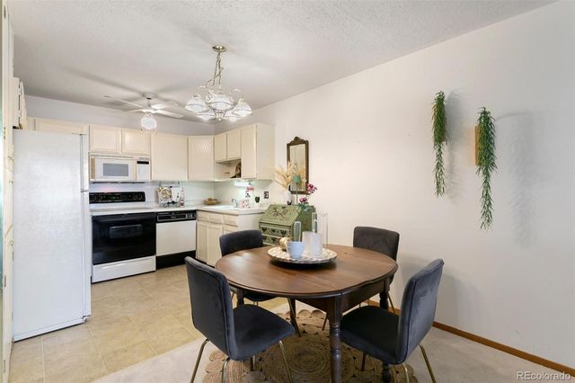 705 S Alton Way 11A, Denver, CO 80247