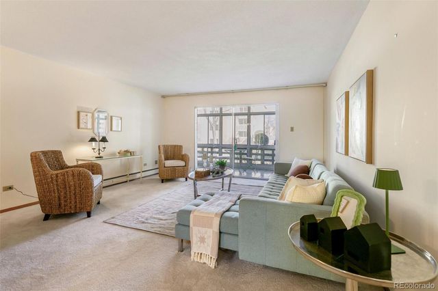 705 S Alton Way 11A, Denver, CO 80247