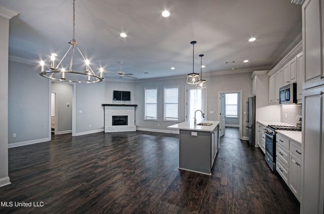 141 Woodburn Way, Pearl, MS 39208