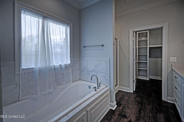 141 Woodburn Way, Pearl, MS 39208