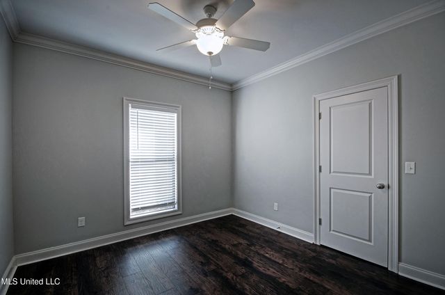 141 Woodburn Way, Pearl, MS 39208