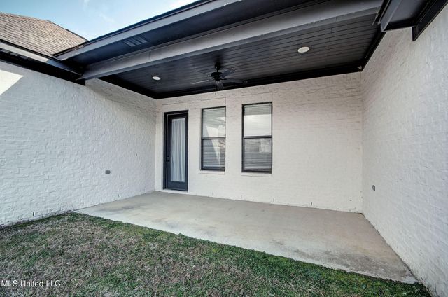 141 Woodburn Way, Pearl, MS 39208