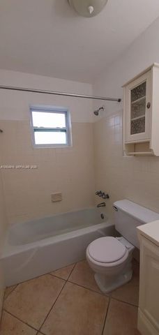 1818 RODMAN ST 3H, Hollywood, FL 33020