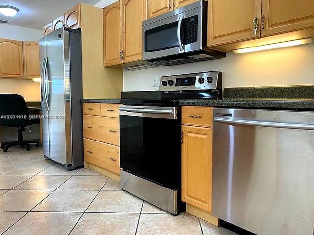 1818 RODMAN ST 3H, Hollywood, FL 33020