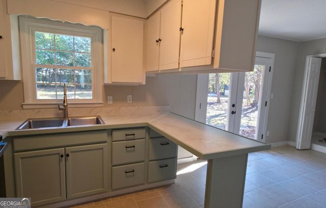 213 Stratford Drive, Warner Robins, GA 31088