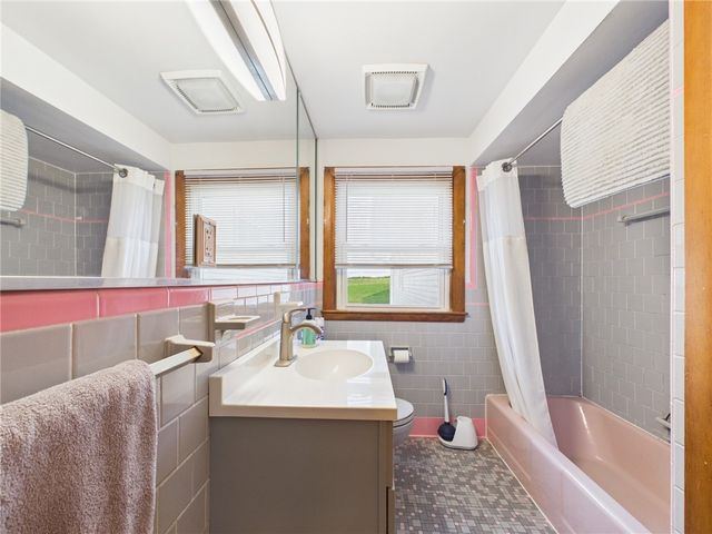 10 Grandview Drive, Cumberland, RI 02864