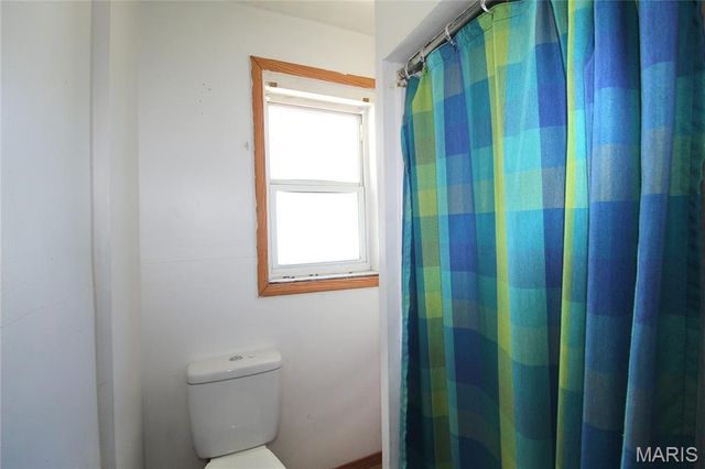 2230 E 24th Street, Granite City, IL 62040