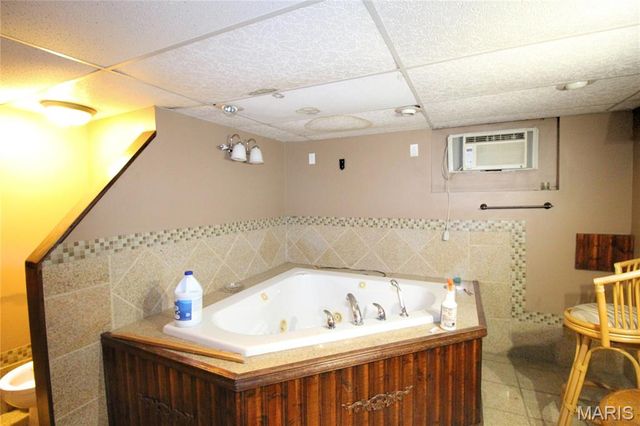 2230 E 24th Street, Granite City, IL 62040
