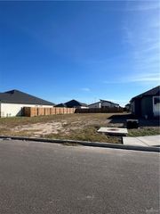 1021 W Riviera Lane, Edinburg, TX 78541
