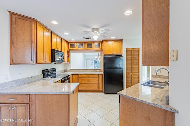 536 PINE FOREST Trail, Orange Park, FL 32073