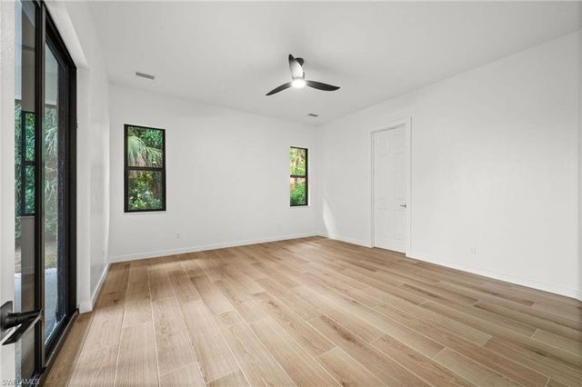 1916 Jefferson AVE, Fort Myers, FL 33901