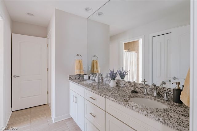 3900 Matisse Circle, Pepper Pike, OH 44124