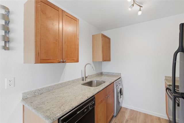 5011 STARFISH DRIVE SE D, St Petersburg, FL 33705