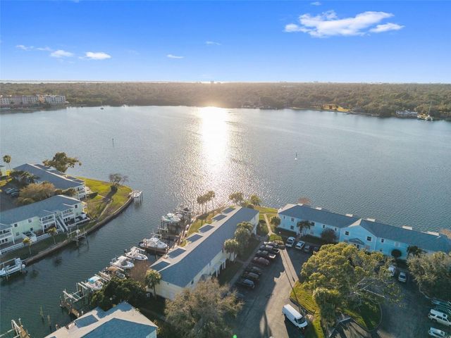 5011 STARFISH DRIVE SE D, St Petersburg, FL 33705