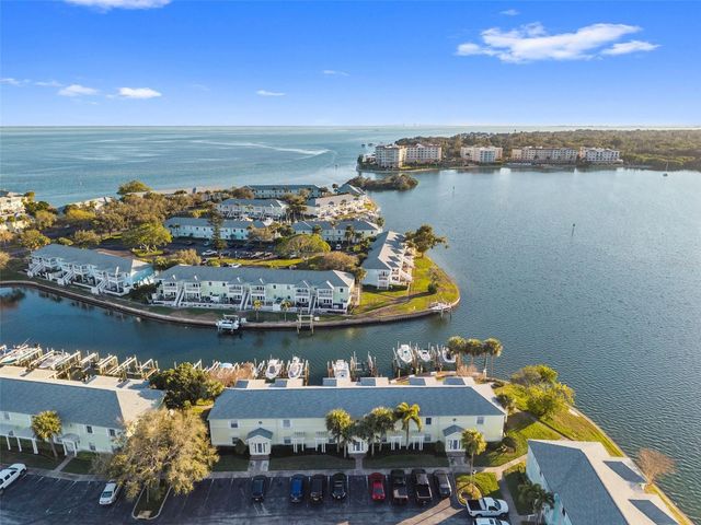 5011 STARFISH DRIVE SE D, St Petersburg, FL 33705