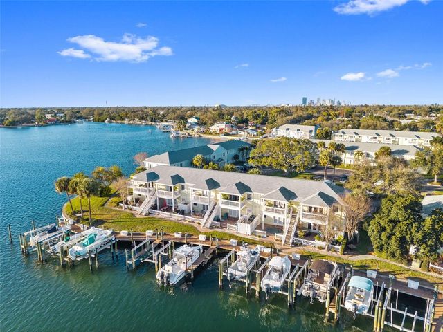 5011 STARFISH DRIVE SE D, St Petersburg, FL 33705