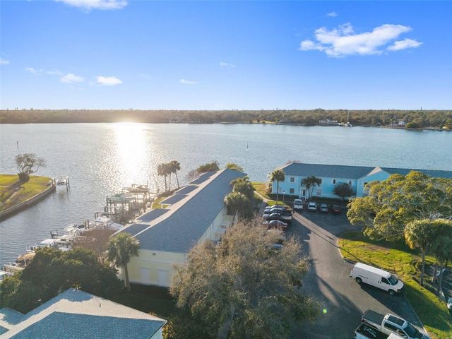 5011 STARFISH DRIVE SE D, St Petersburg, FL 33705