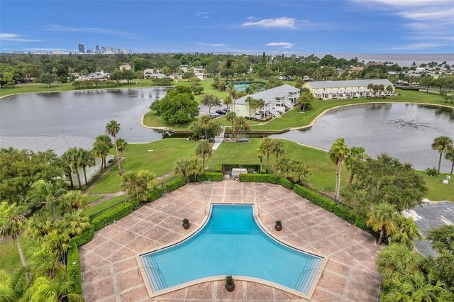 5011 STARFISH DRIVE SE D, St Petersburg, FL 33705