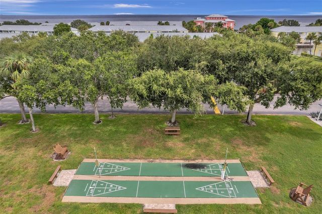 5011 STARFISH DRIVE SE D, St Petersburg, FL 33705