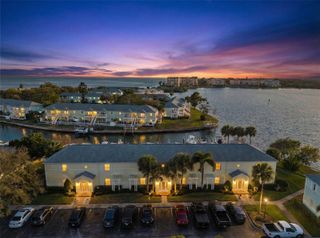 5011 STARFISH DRIVE SE D, St Petersburg, FL 33705