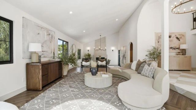 4331 Nabal Drive, La Mesa, CA 91941