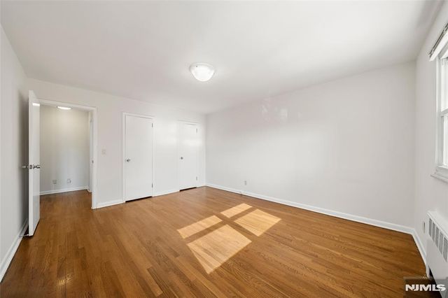 201 Oakdene Place C2, Cliffside Park, NJ 07010