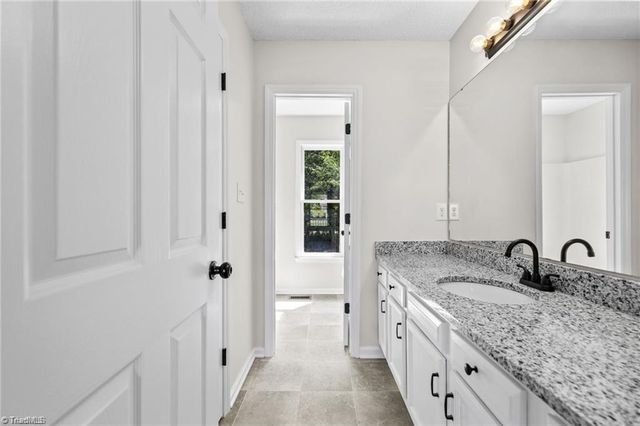 814 N Greenbriar Street, Liberty, NC 27298